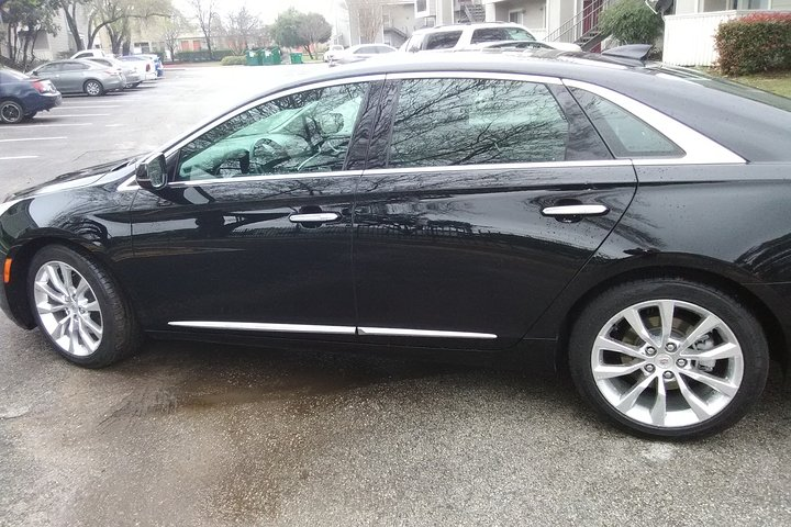 A Black Car, Limousine, & SUV service in San Antonio and south Texas. - Photo 1 of 7